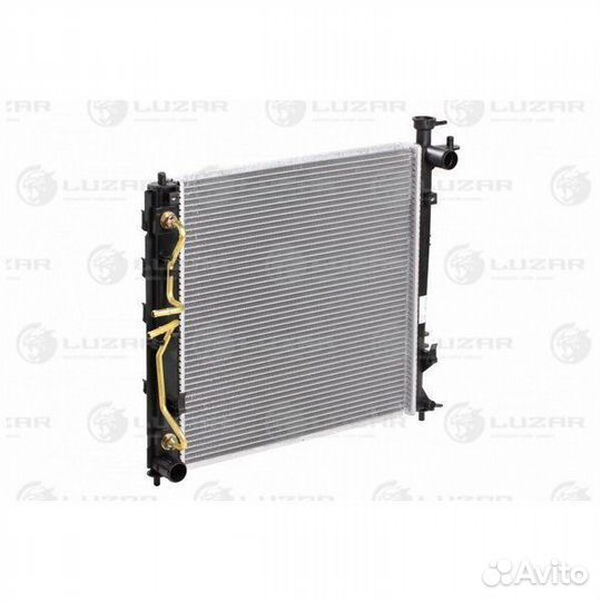 Радиатор Охлаждения на Лэнд Крузер 200