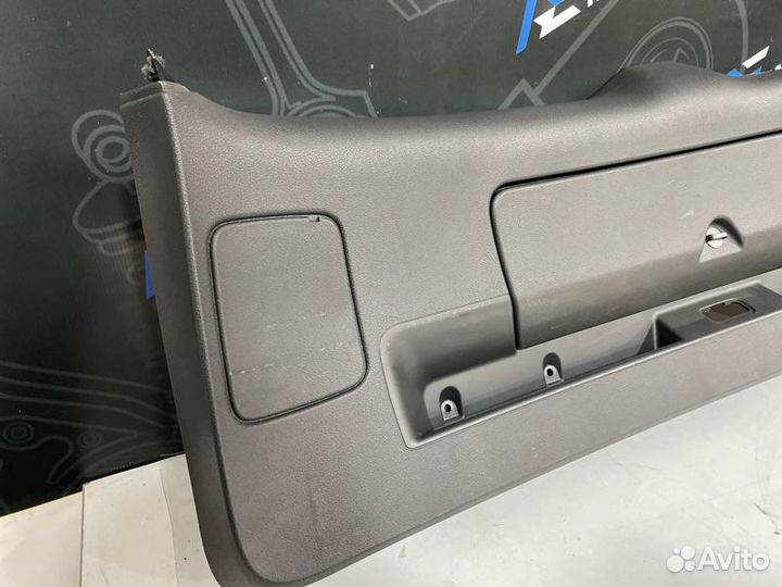 Обшивка крышки багажника Audi Q7 4L BAR 2007