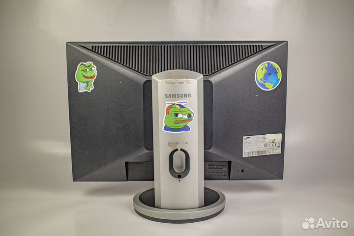 Монитор Samsung SyncMaster 205bw