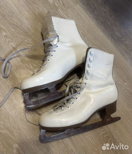 Коньки botas кожаные 39 размера