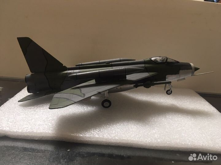 Лайтнинг FMK-6 масштаб 1:72