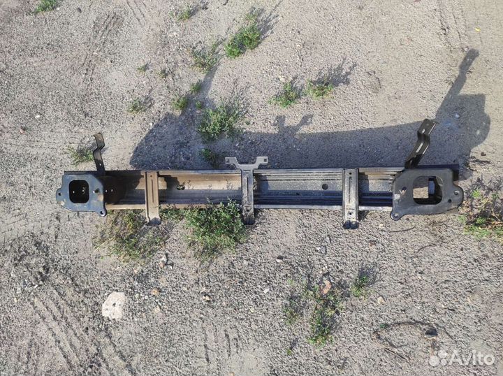 Усилитель заднего бампера на KiA Sorento 2