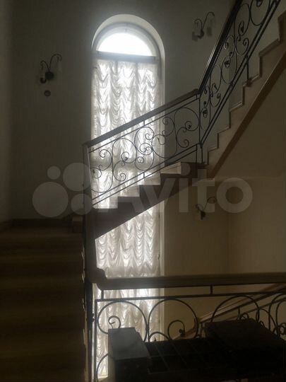 Дом 265 м² на участке 10 сот.