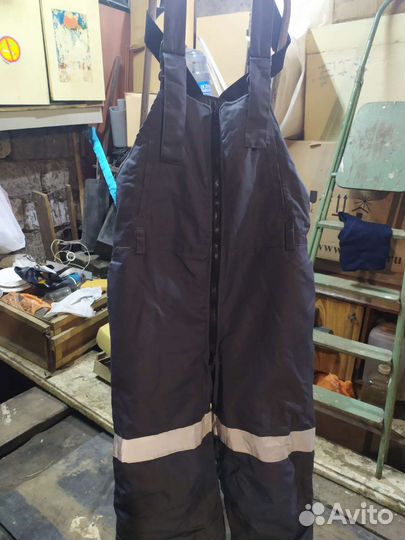 Спецодежда. Женские зимние костюмы