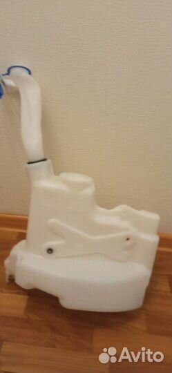 Бачок омывающей жидкости