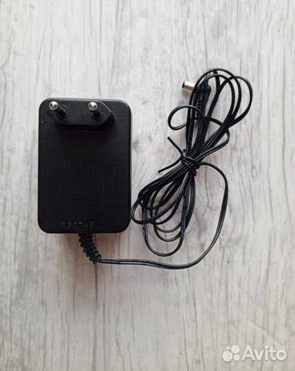 AC-DC адаптер