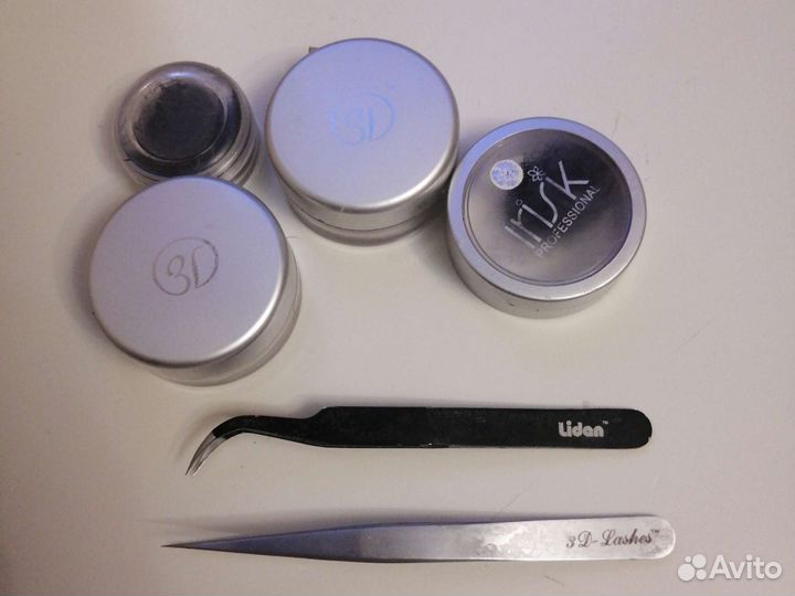 Для наращивания ресниц пинцет