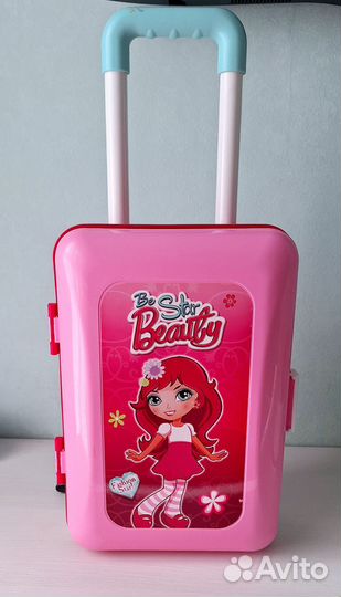 Игрушечный чемодан