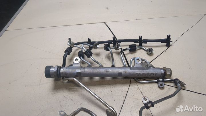 Рампа топливная Volkswagen Passat 6, 2010