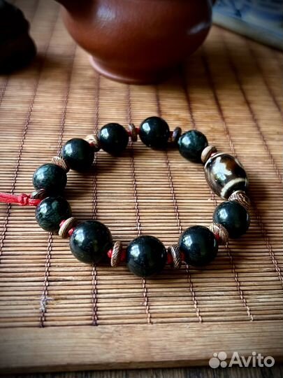 Нефритовый предмет #225