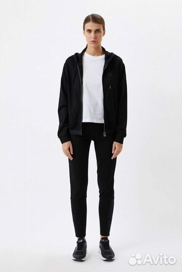 Спортивный костюм EA7