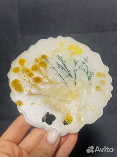 Подставка из эпоксидной смолы (13см)