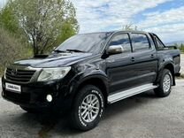 Toyota Hilux 3.0 AT, 2012, 230 000 км, с пробегом, цена 2 390 000 руб.