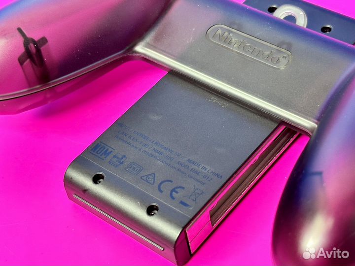 Оригинлаьный Грип с зарядкой для Nintendo Switch