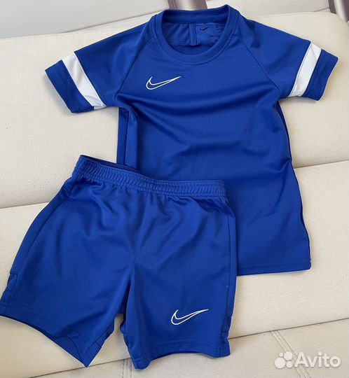 Футбольная форма nike для мальчика