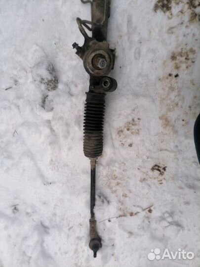 Рулевая рейка Ford Focus 1 седан 1.6L ezda zetec-E