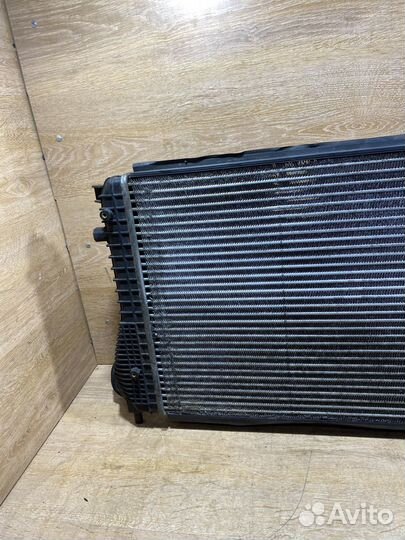 Интеркулер Volkswagen Golf Plus 128228