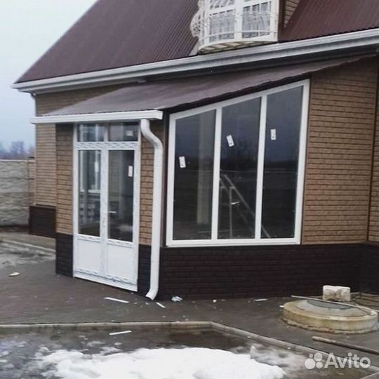 Пластиковые окна. Остекление частных домов