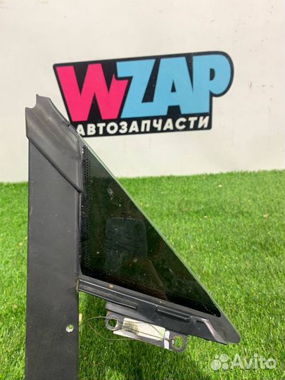 Стекло двери передней левой Tesla Model S 2015