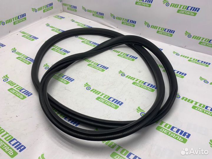 Уплотнитель кузова двери задний Mazda Cx-30