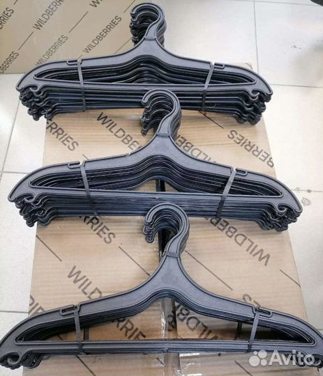 Вешалки плечики