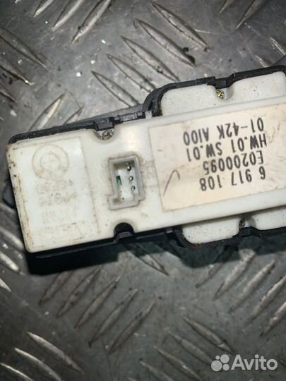 Кнопка стеклоподъемника переднего правого Bmw Е66