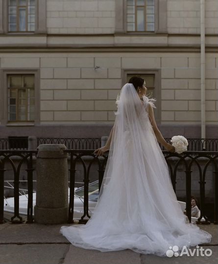 Свадебное платье 46