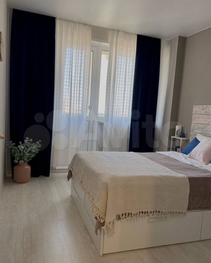 2-к. квартира, 56,2 м², 10/18 эт.