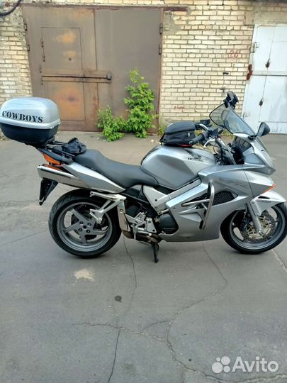 Хонда VFR 800