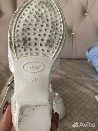 Детские туфли