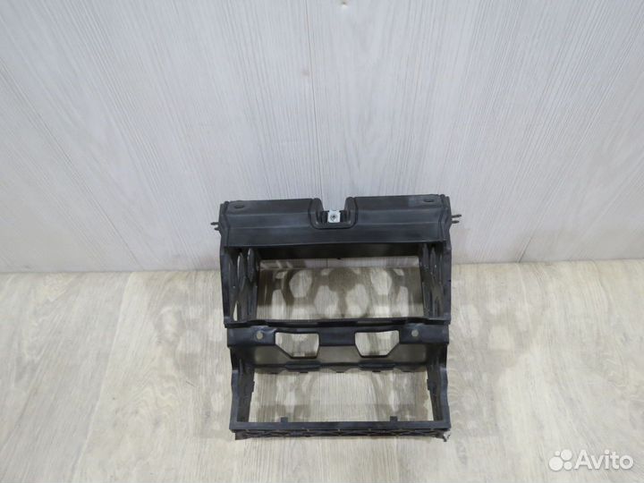 Рамка магнитолы Volkswagen Polo