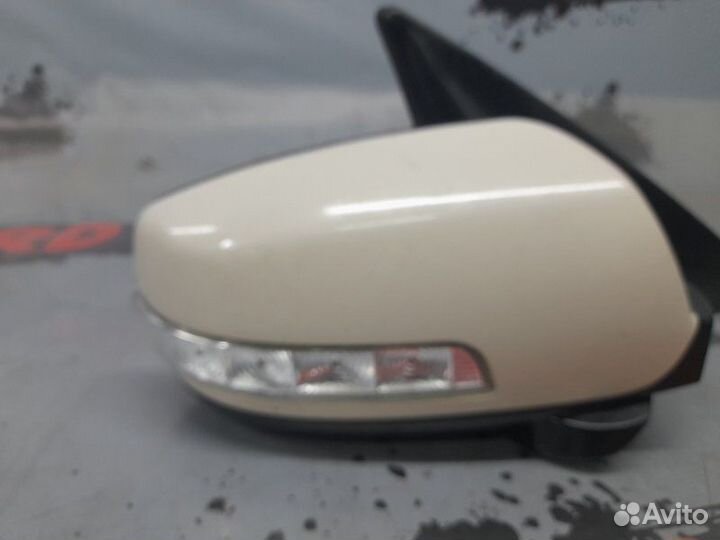 Зеркало переднее правое Kia Sorento XM G4KE 2011