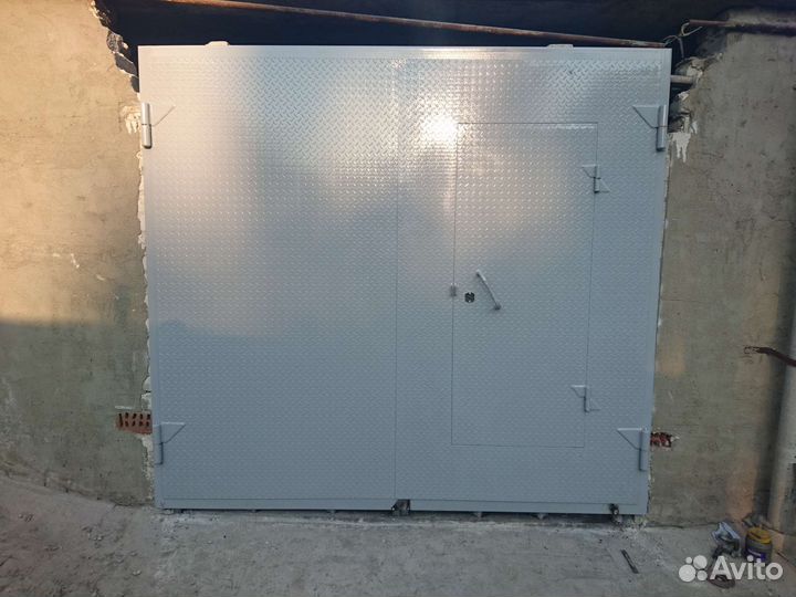 Ворота гаражные под ключ