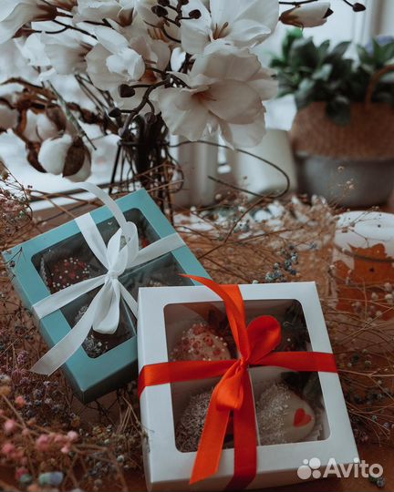 Коробки для конфет с ячейками