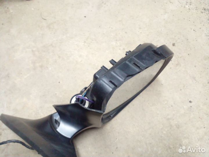 Зеркало правое Subaru Forester S12 на запчасти