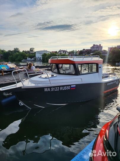 Катер Krasboat 670 с Mikatsu 130