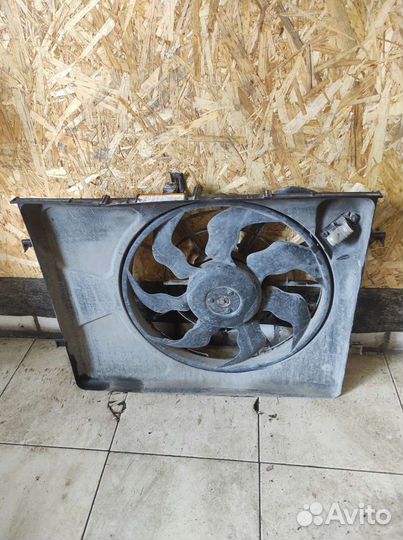 Диффузор радиатора в сборе Kia Ceed ED 2007-2010