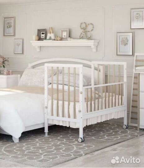 Детская кроватка