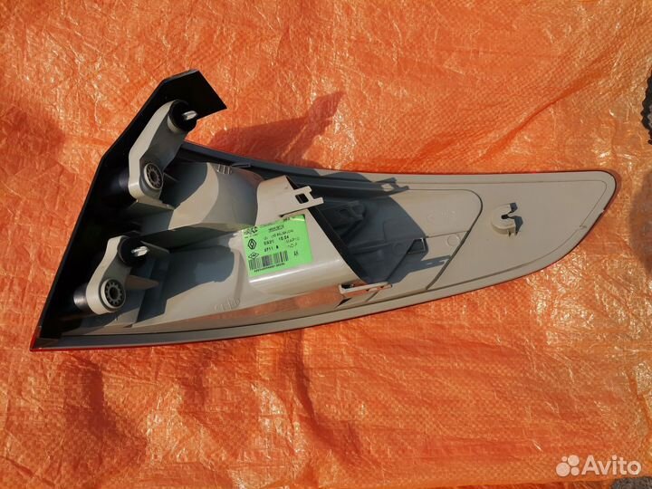 Задний левый фонарь рено флюенс 265552802R