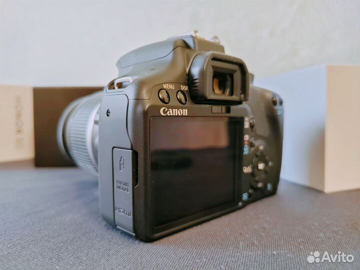 Зеркальный фотоаппарат Canon 500D Kit новый