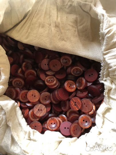 Пуговицы