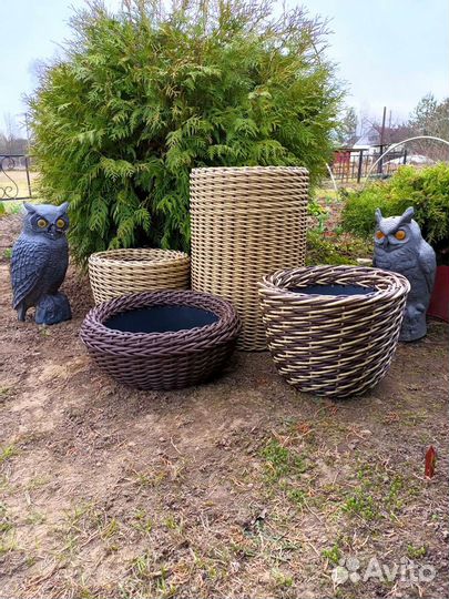 Кашпо из полиротанга