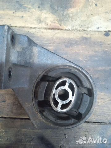 Подушка опора двигателя