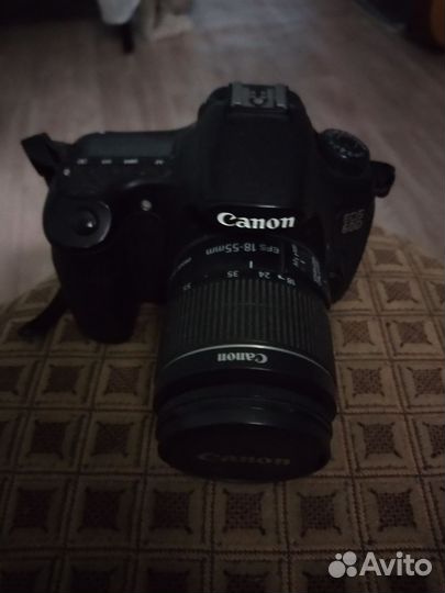 Canon 60 d + обьектив EOS 18-55