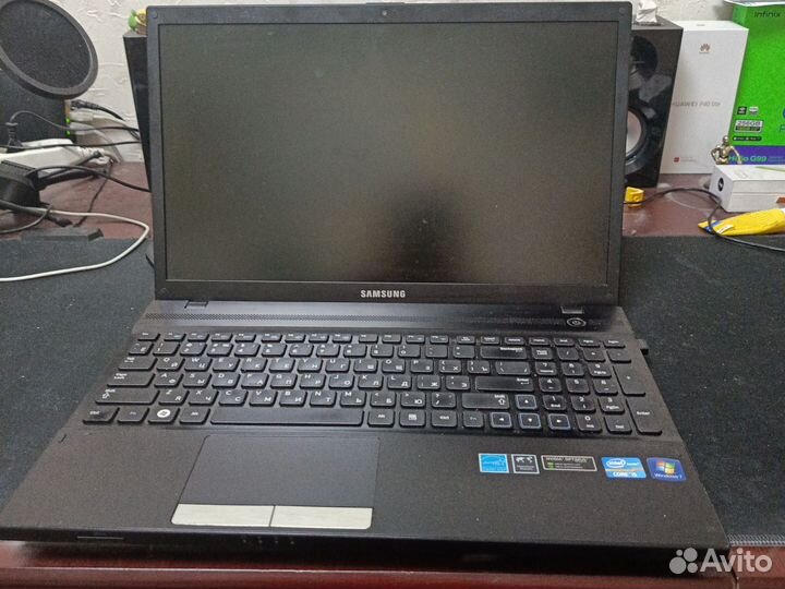 Samsung np300v5a