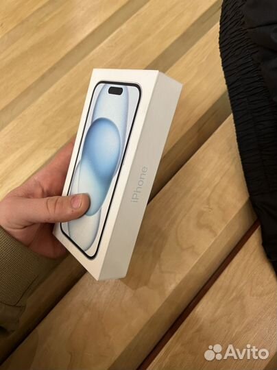 iPhone 15, 256 ГБ