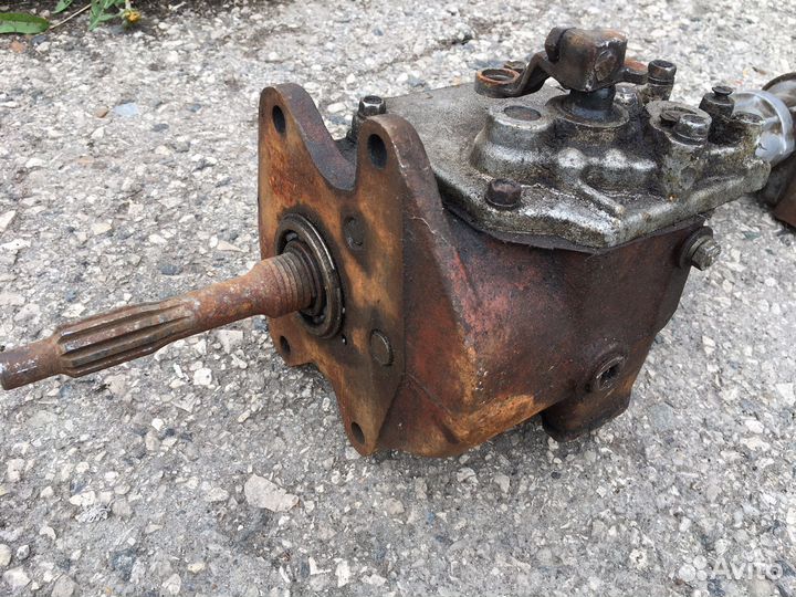Раздаточная коробка Москвич 407