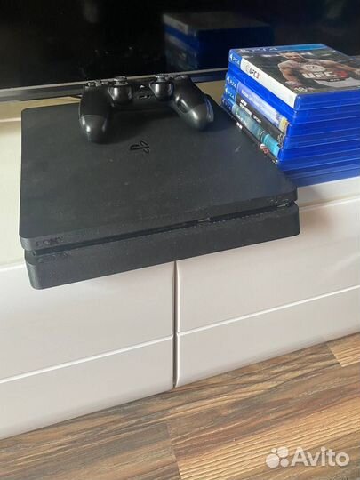 Sony PS4 slim 1tb