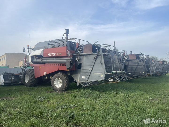 Комбайн Ростсельмаш Vector 410, 2016
