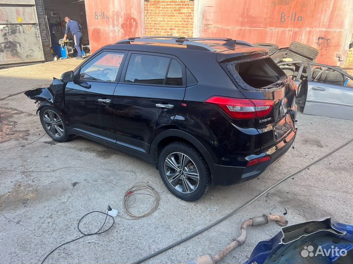 В разборе Хендай Крета двигатель 2.0 G4NA АКПП 4WD